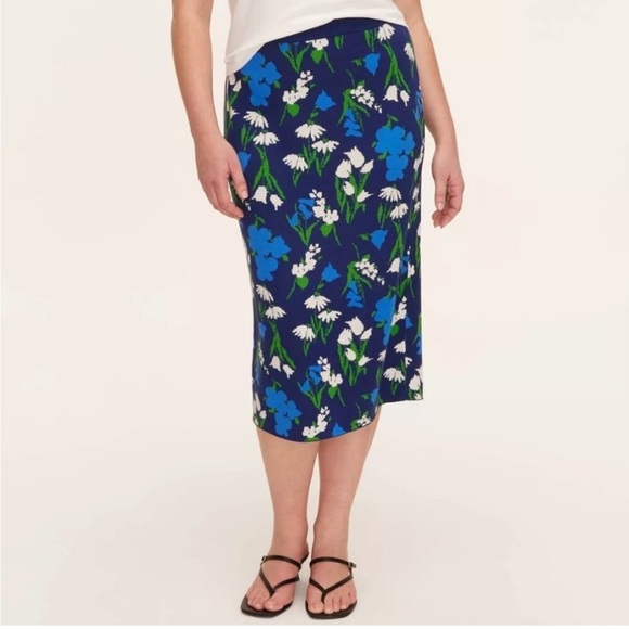 Kate Spade x Target Dresses & Skirts - Kate Spade x Target Mixed Floral Sweater Midi Skirt NWT